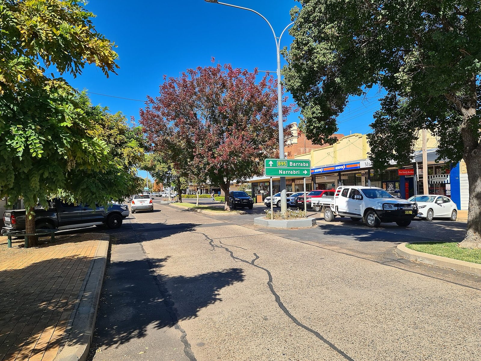 Main street, Bingara
